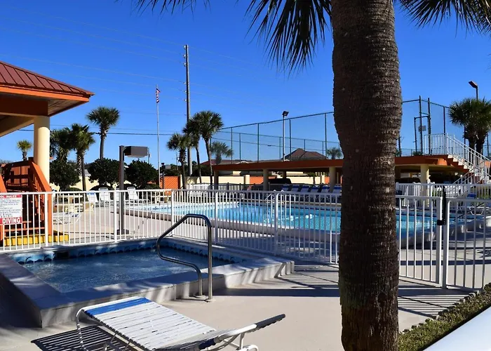 104 Surf Dweller By Alicia Hollis Realtor Rentals - Open March 23Rd For 4 Nights