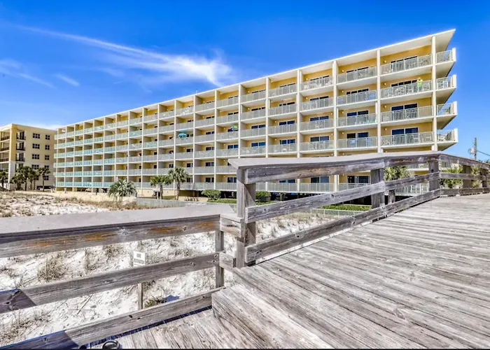 1 Bed 2 Bath With Balcony View Of The Gulf
