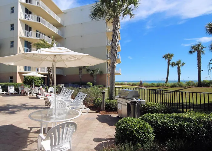 Waterscape C605 - Top Floor Beach Views - Free Beach Service - Interior Facing!