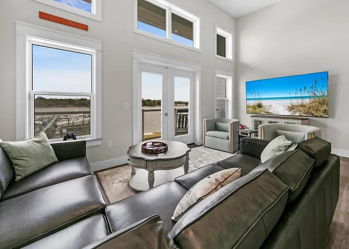 Completely Coastal Spacious Townhome With Harbor Views A Dock And Community Pool
