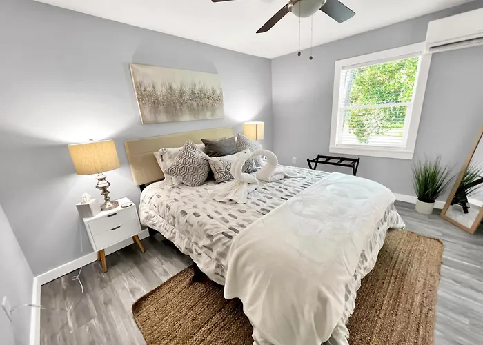 Sunset Dream 1 Bedroom Unit Minutes From The Beach