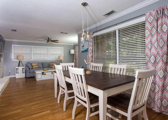 Elliott Point Vacation Home