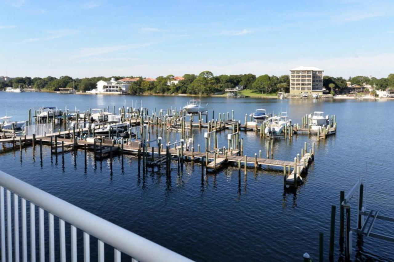 Holiday home Palm Court Yacht Club