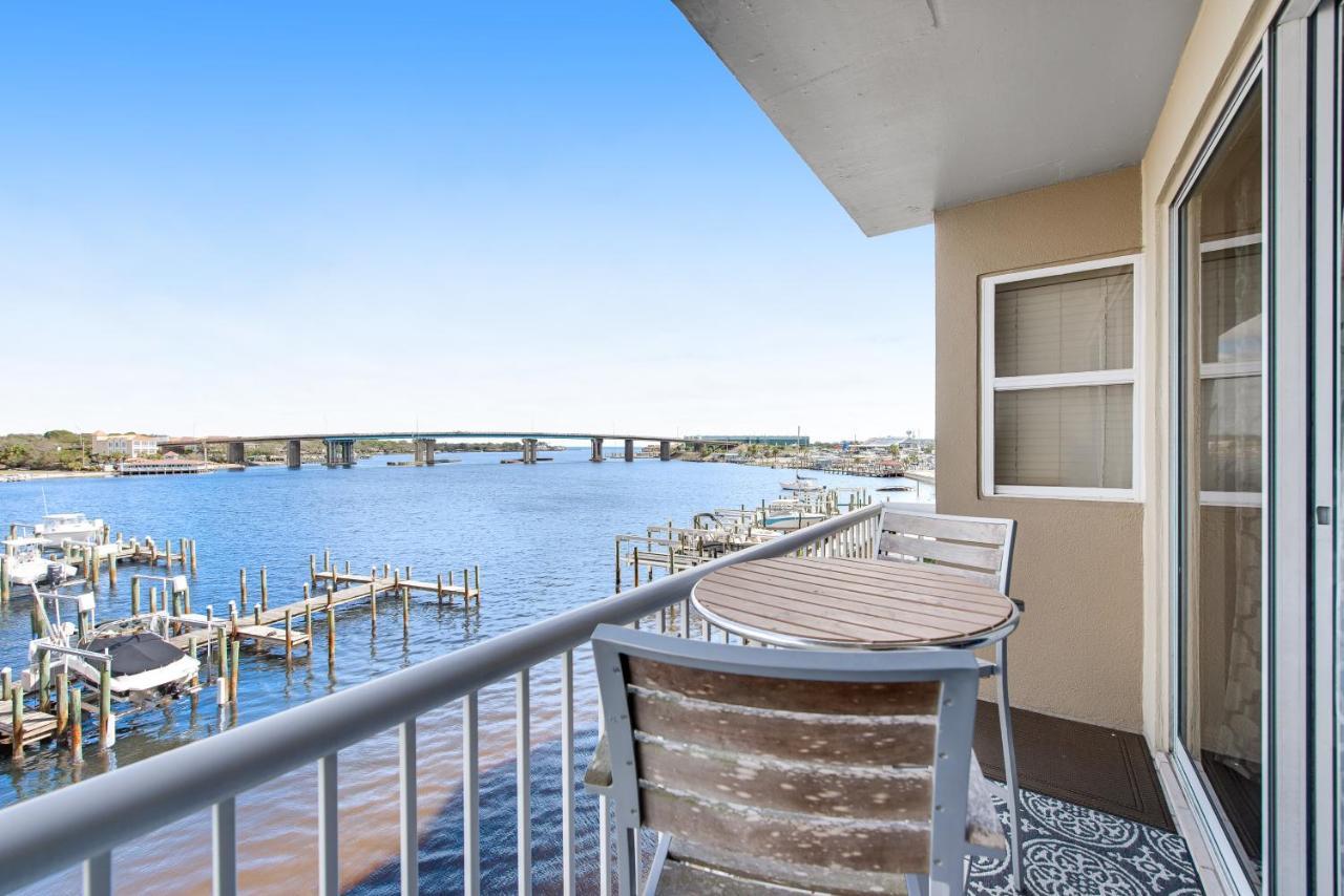 Holiday home Palm Court Yacht Club