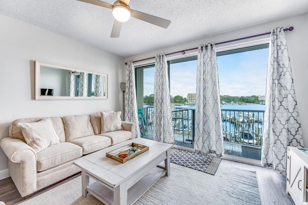Holiday home Palm Court Yacht Club
