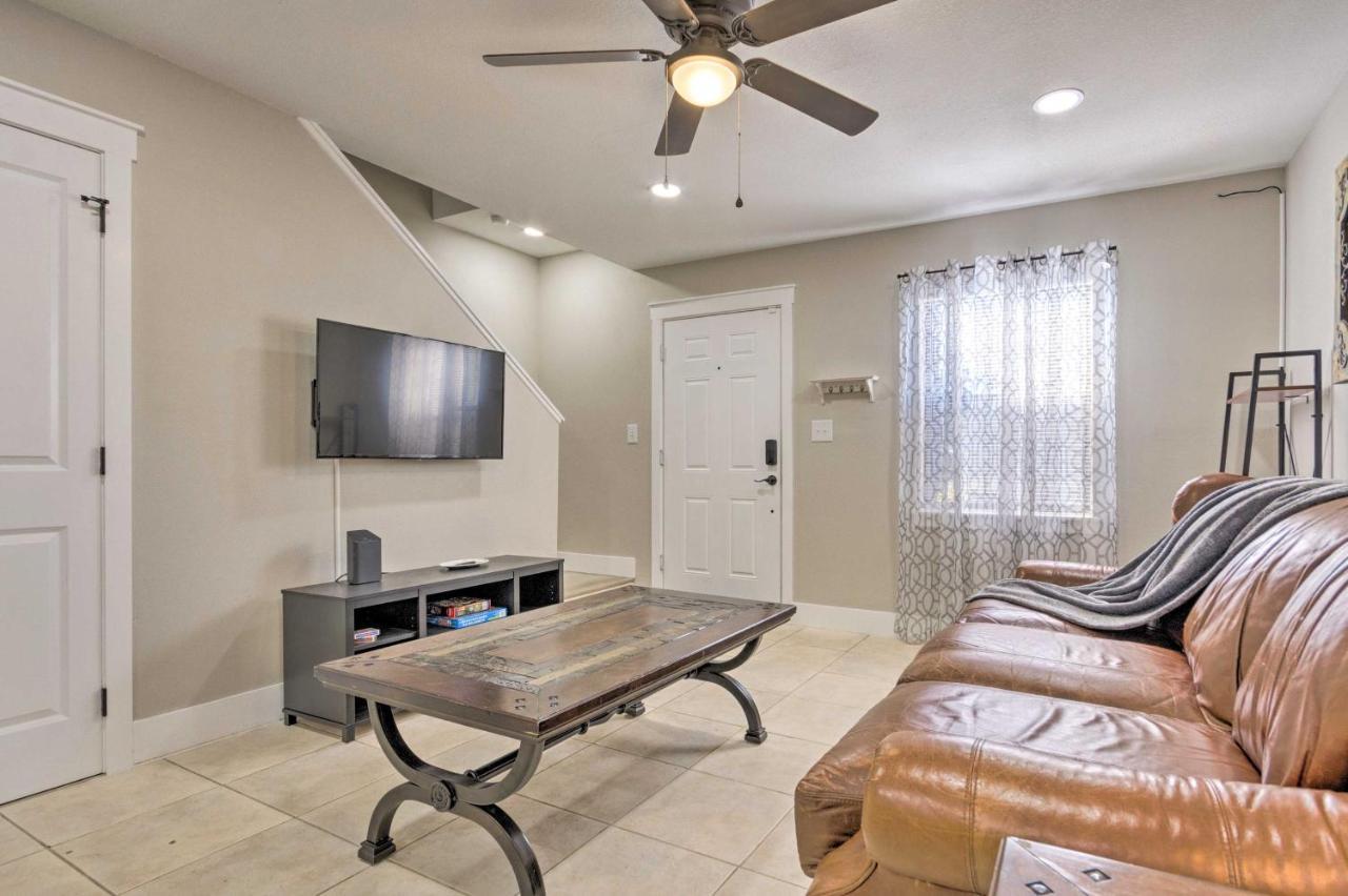 Holiday home Walton Townhome Less Than 3 Mi To The Beach!