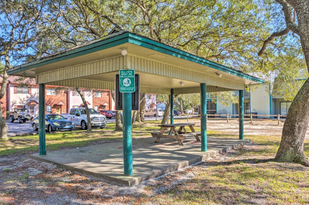 Holiday home Walton Townhome Less Than 3 Mi To The Beach!