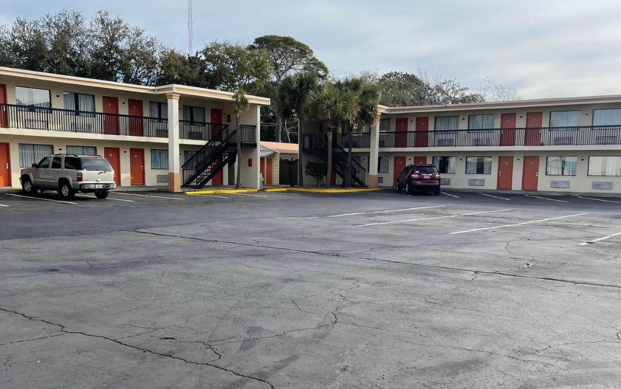 Hole The - Walton - Sunset Plaza - Nearby Beaches & Hurlburt 2* Fort Walton Beach