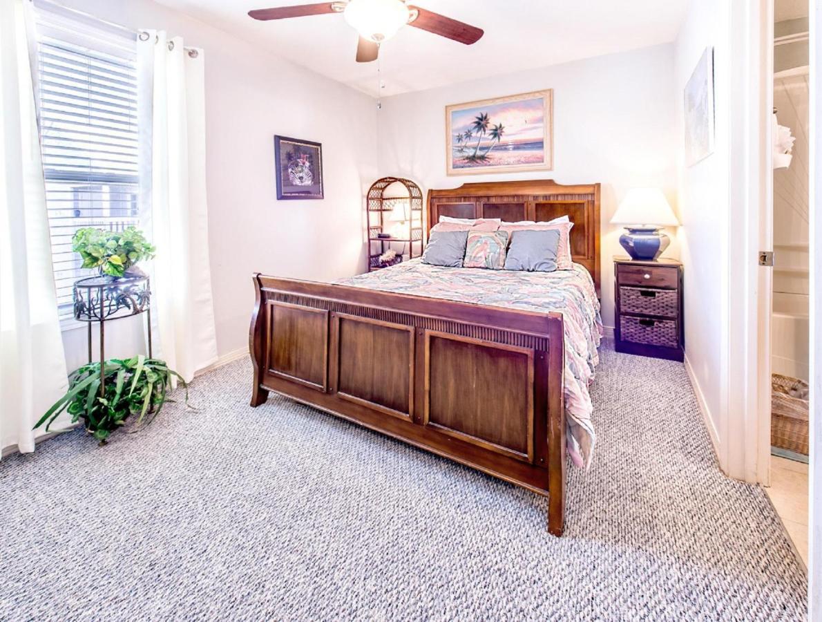 Holiday home Hermitage By The Bay 305