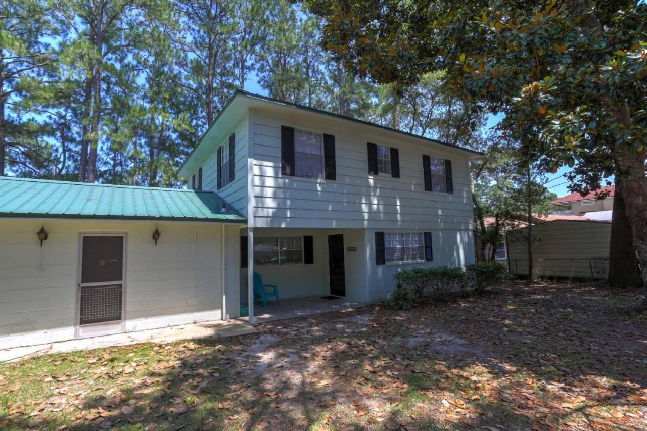 421 Eastview Drive Holiday home