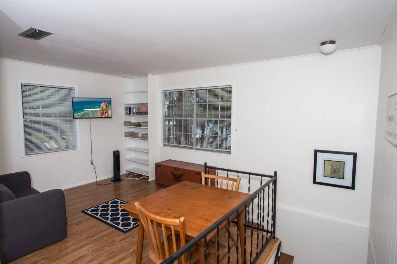421 Eastview Drive *