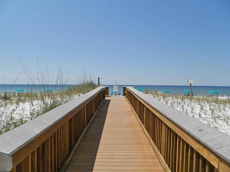 Island Echos #3k Apartment