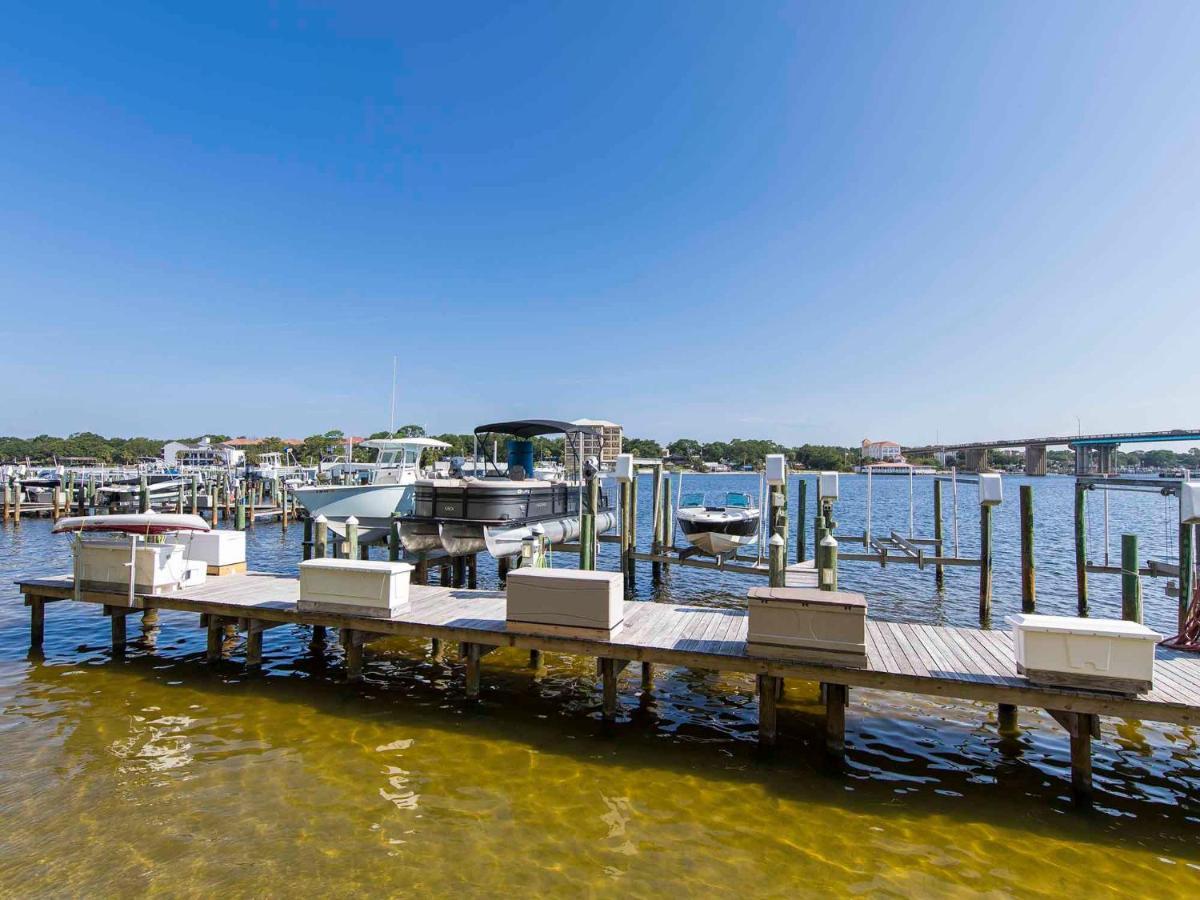 Palm Court Yacht Club #308 Apartment