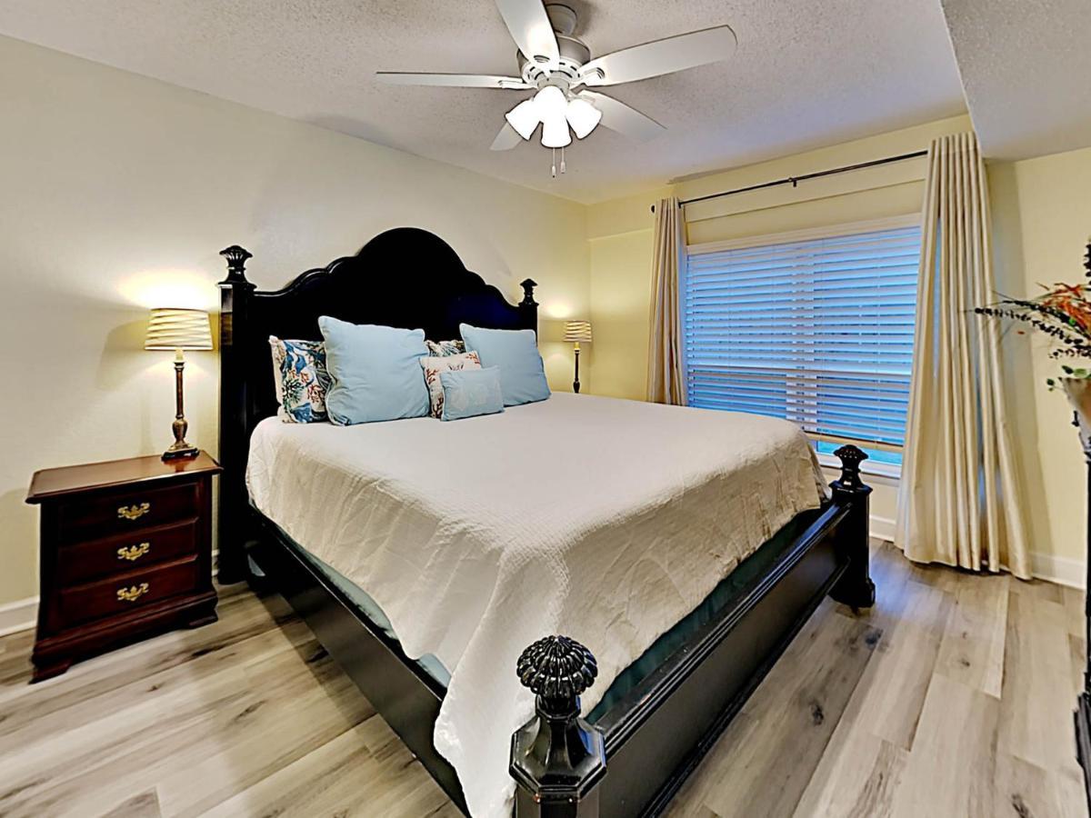 Sea Oats #111 Apartment