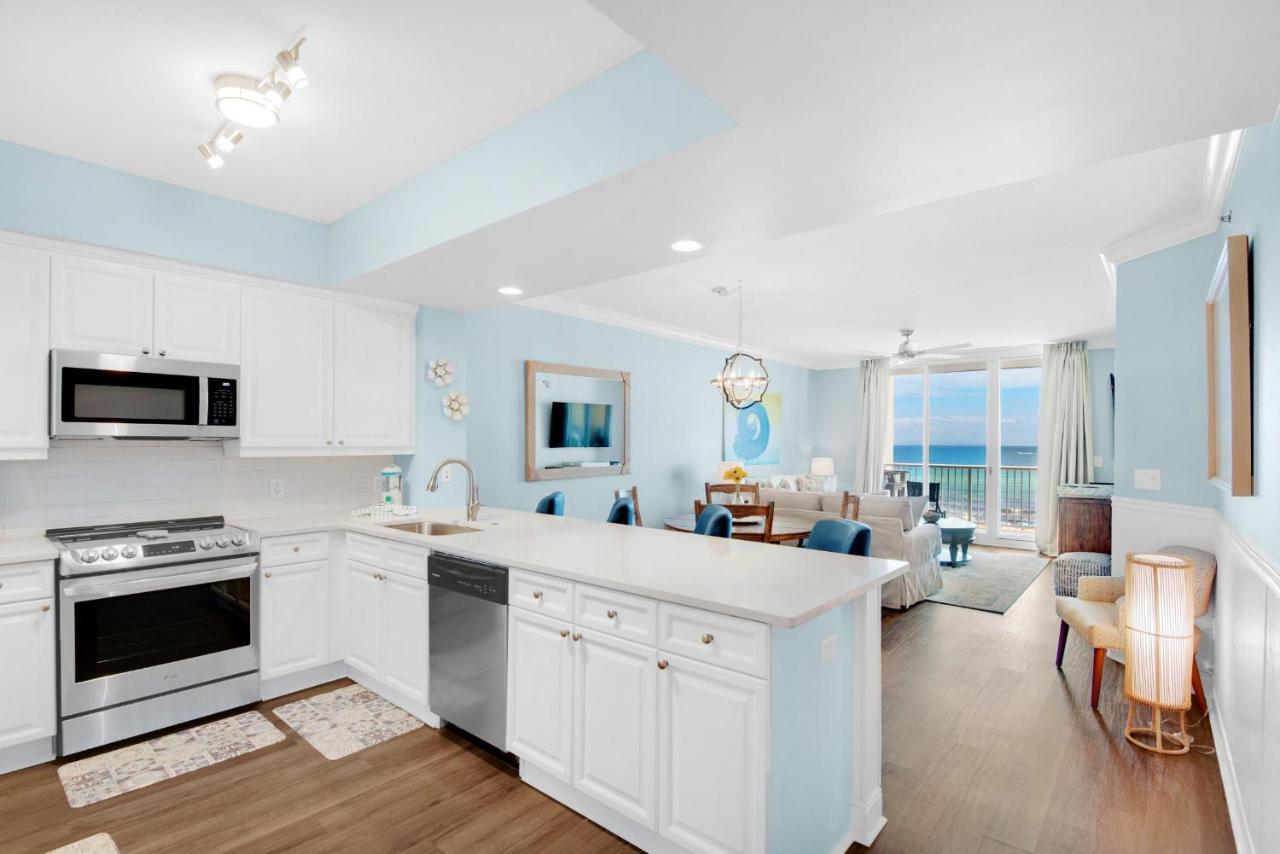 Holiday home Azure #407