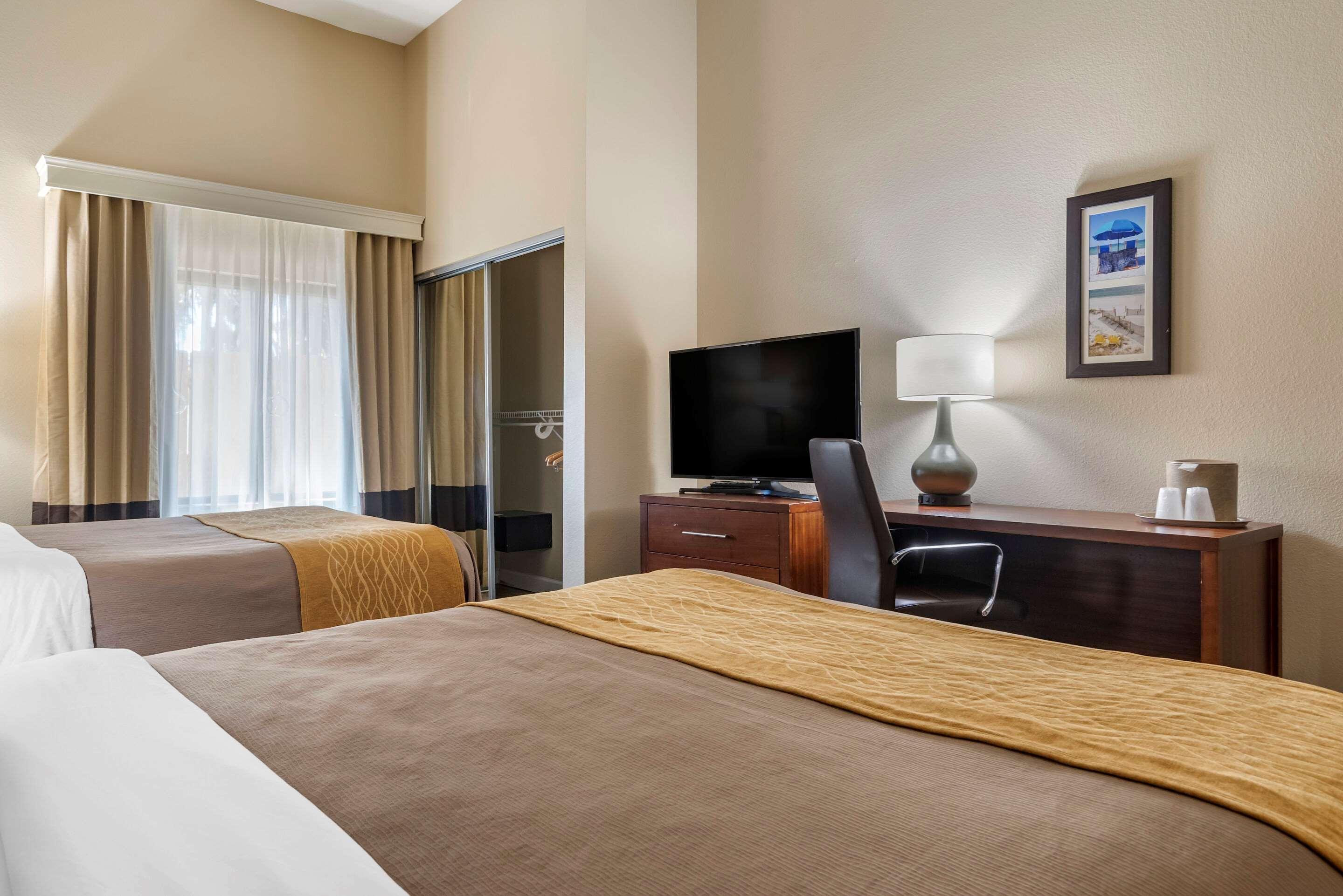 Comfort & 3* Fort Walton Beach