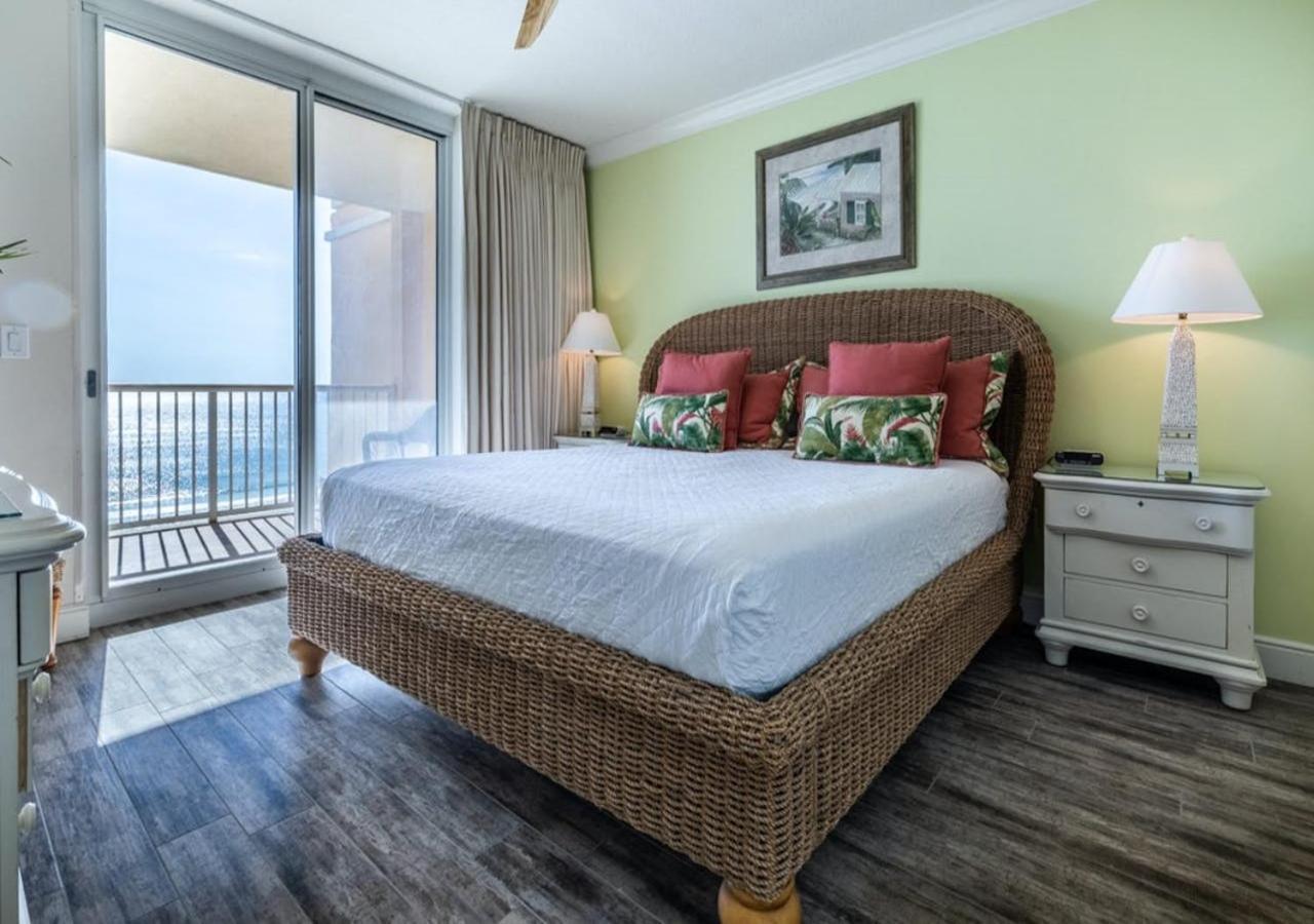 Apartment Azure By To