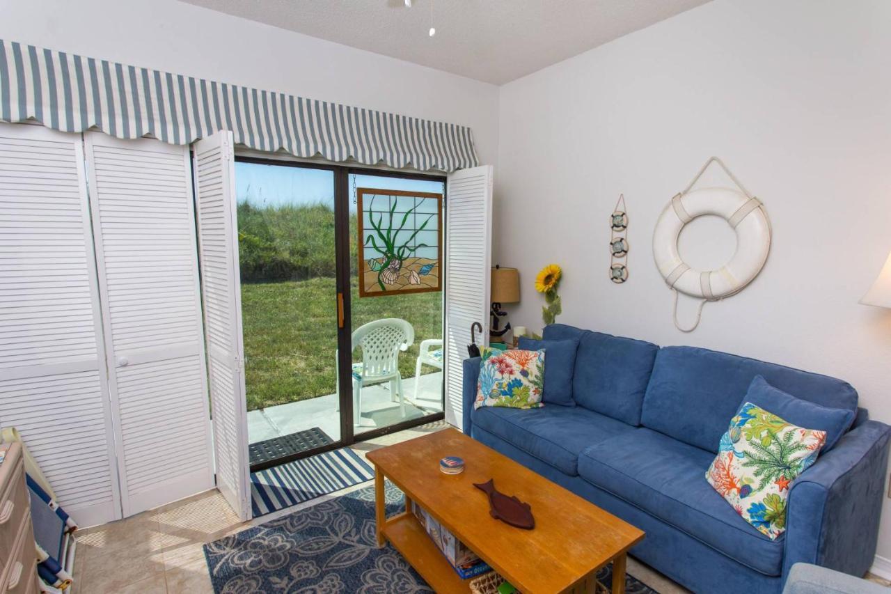 Bayou Dwellers Colony #6 Holiday home