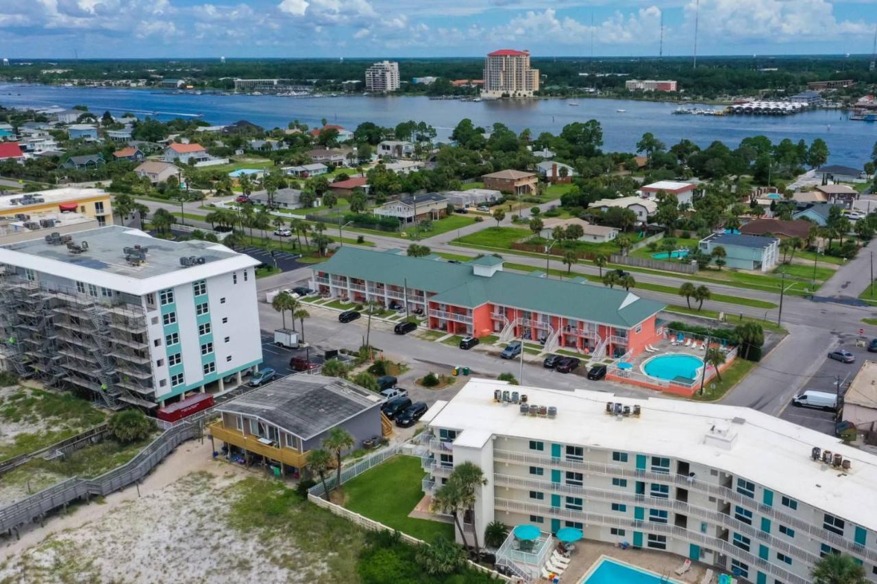 Tropical Isle #112 Holiday home Fort Walton Beach