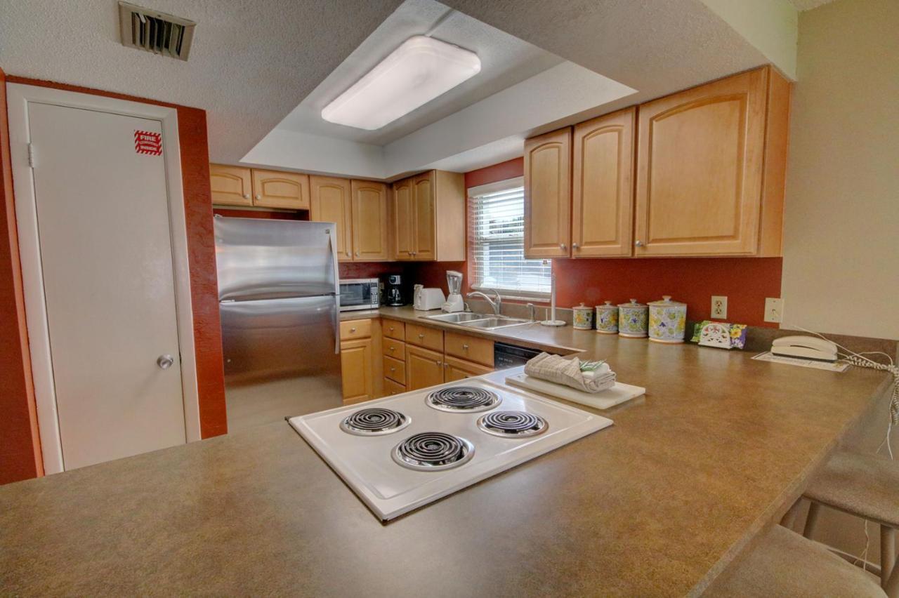 El Matador 110 - Ground Floor Unit With Easy Walk To The Beach! Holiday home *