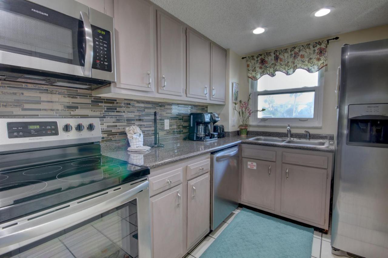 El Matador 113 - Ground Floor End Unit With Easy Access To Amenities