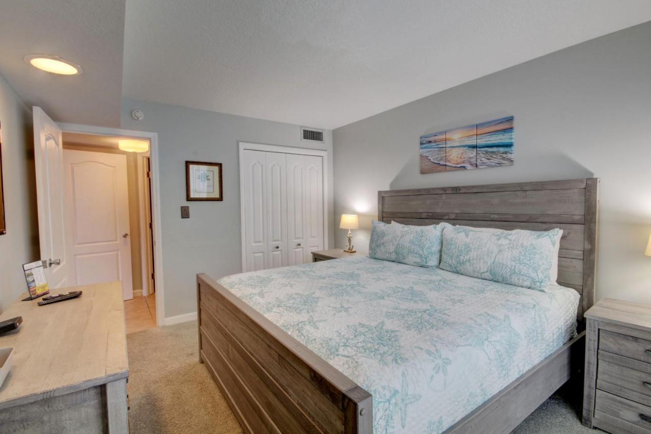 El Matador 415 - Walk Right Out To The Pool And The Beach! Holiday home