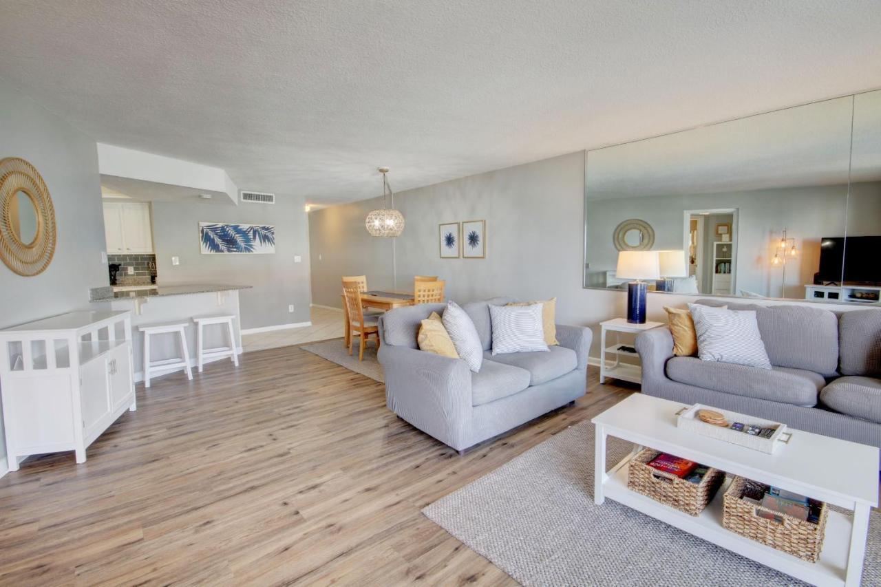El Matador 454 - Beautiful Views Of The Gulf And Pool - Includes Seasonal Service! Holiday home