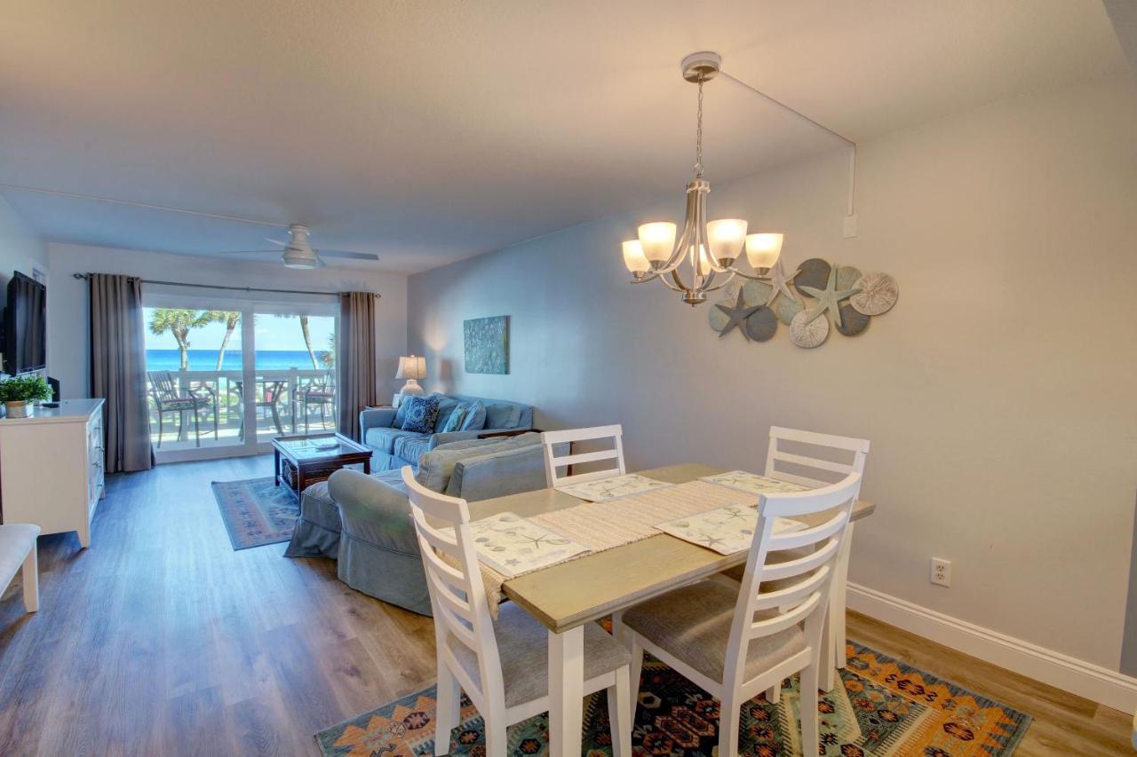 El Matador 427 - Gulf Front With Views Of The Gulf And Pool - Includes Seasonal Service! Holiday home Fort Walton Beach
