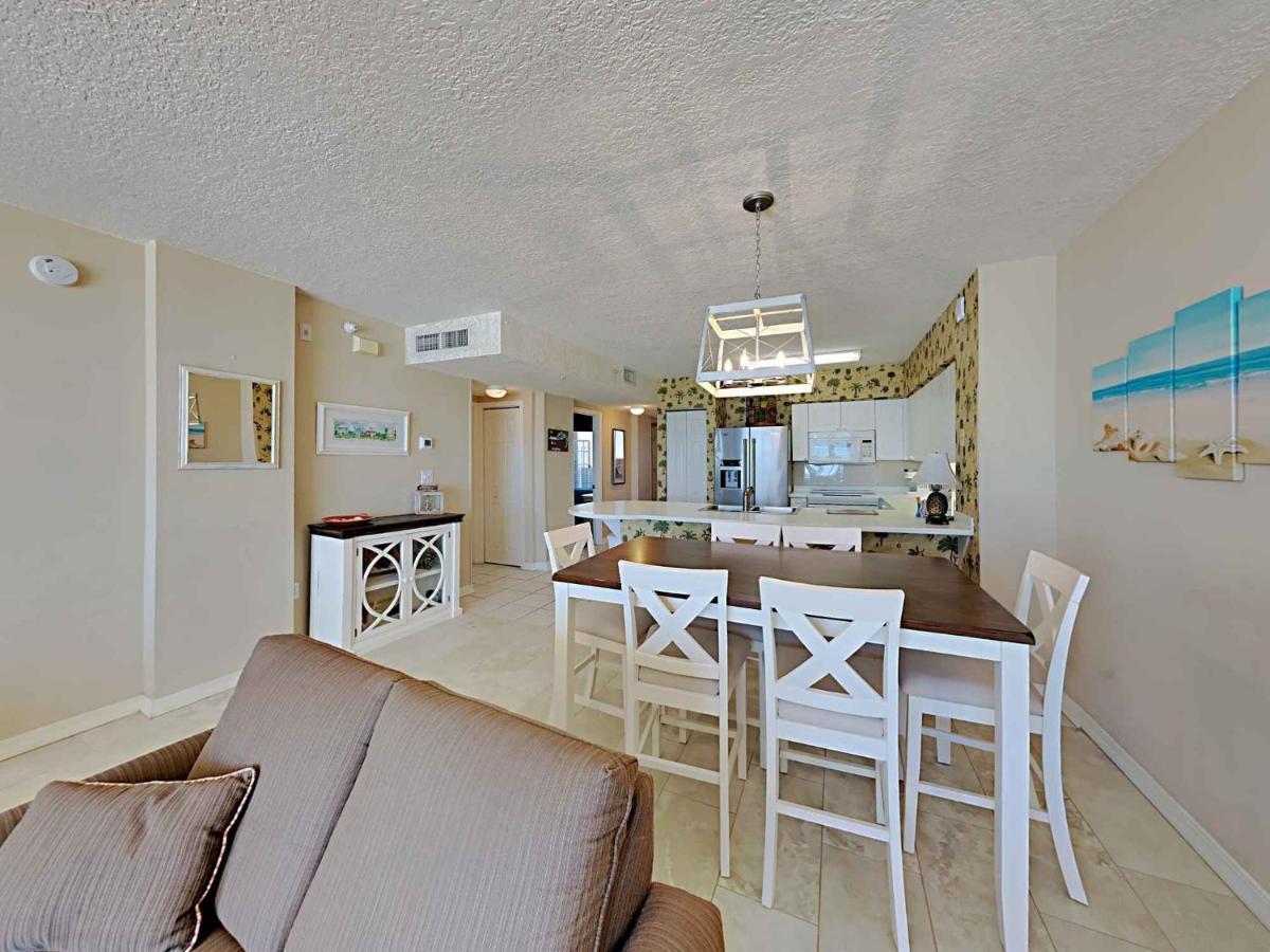 Apartment Island Princess #600 *