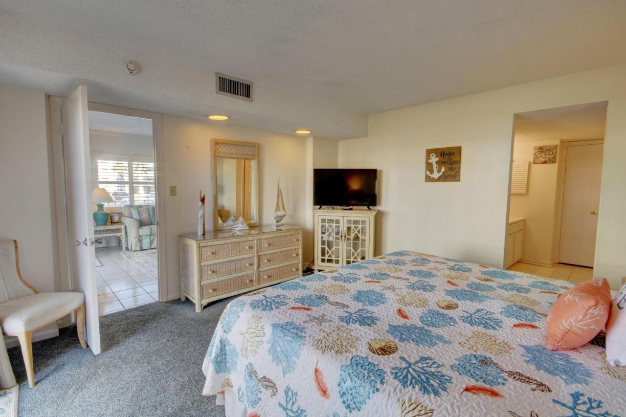 El Matador 319 - Walk Right Out To The Pool And The Beach! *
