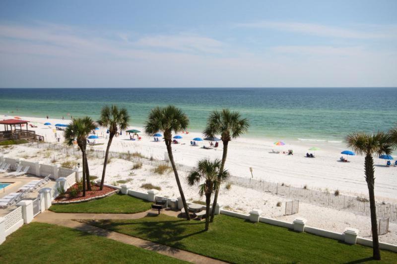 El Matador 447 - Gulf Front With Beautiful Views Of The Gulf And Pool *