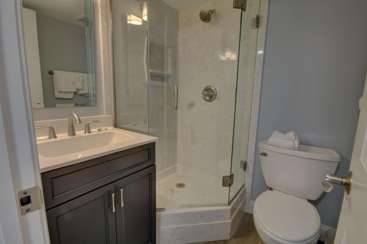 El Matador 457 - Gulf Front With Beautiful Views Of The Gulf And Pool