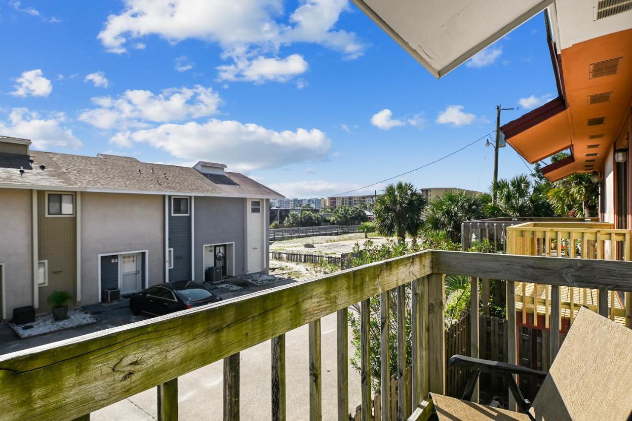 1br Townhouse On Okaloosa Island - 5 Min Walk To Beach! Near Restos! * Fort Walton Beach
