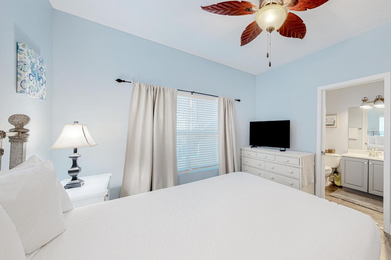 Apartment Blue Dolphin 301