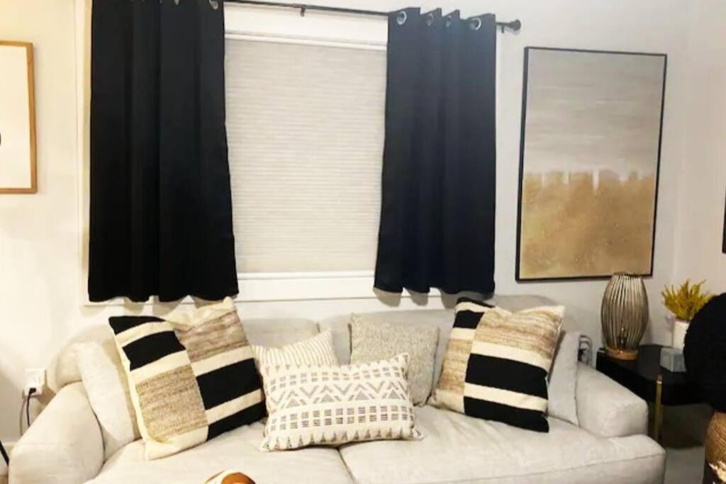 Beauty & The Near Gulf Beaches & Bay Holiday home *