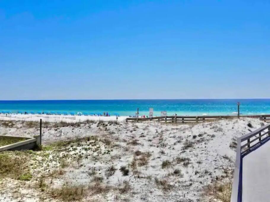 Beauty & The Near Gulf Beaches & Bay