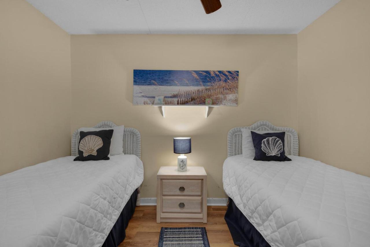 Island Echos #2e * Fort Walton Beach