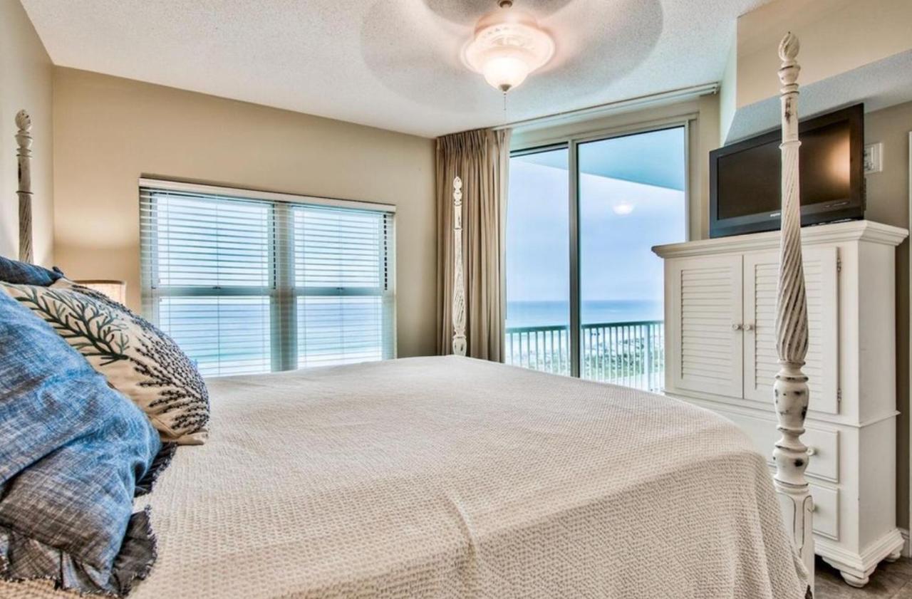Apartment Glorious Gulf-front At Waters Edge Sleeps 8