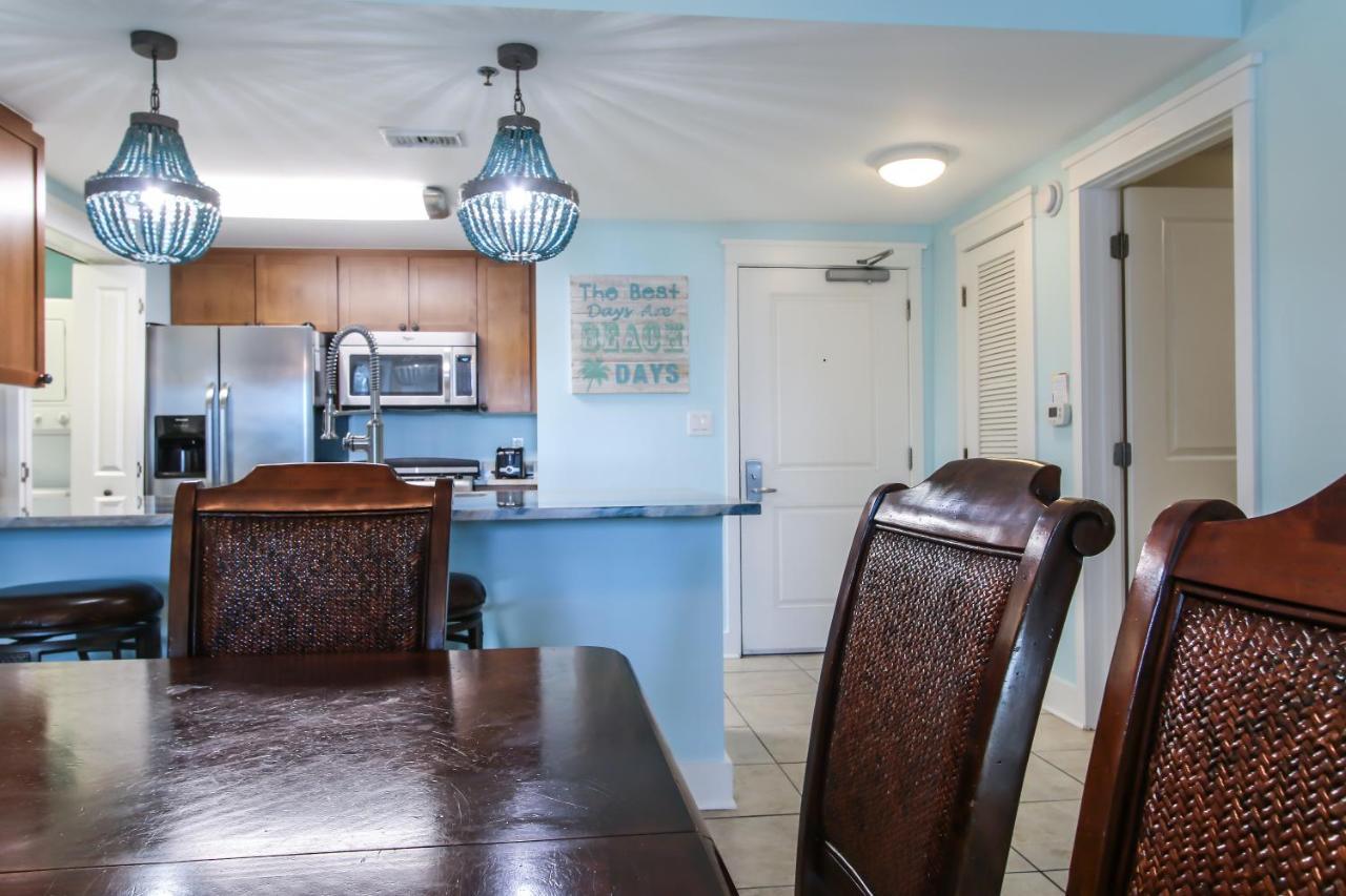 Incredible Poolside Waterscape A108 Courtyard Walk-out Apartment Fort Walton Beach