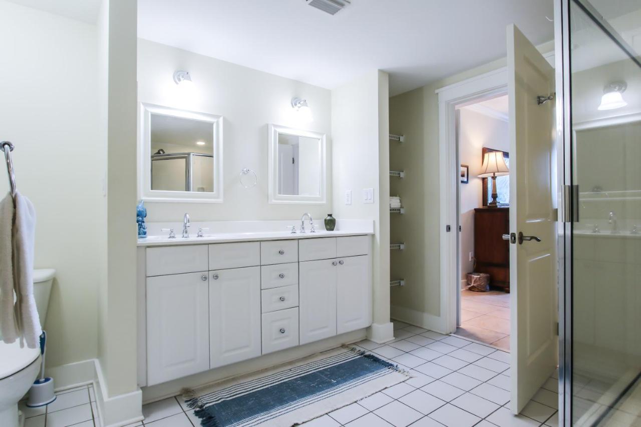 Incredible Poolside Waterscape A108 Courtyard Walk-out * Fort Walton Beach