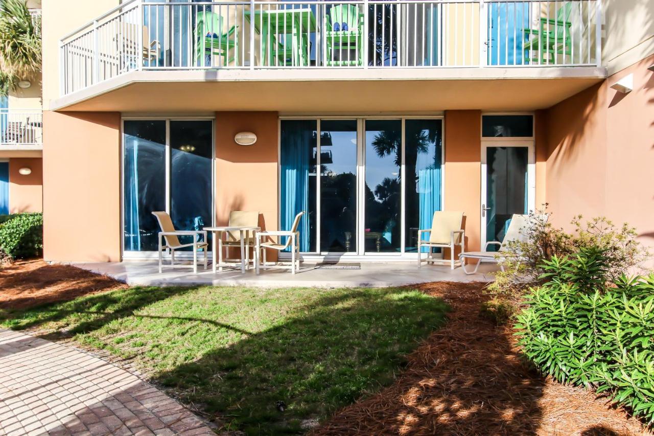 Apartment Incredible Poolside Waterscape A108 Courtyard Walk-out *