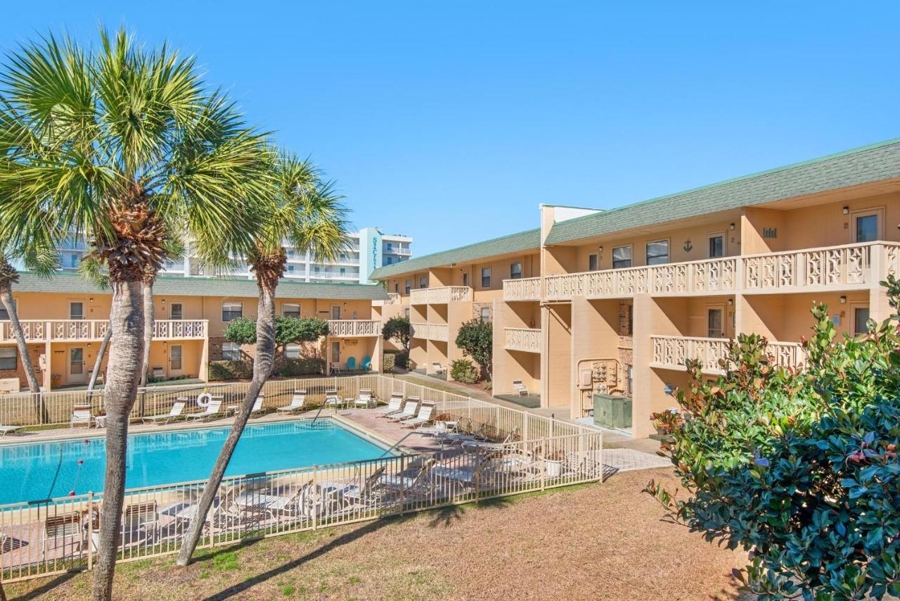 Apartment Venus By The Sea #203 *