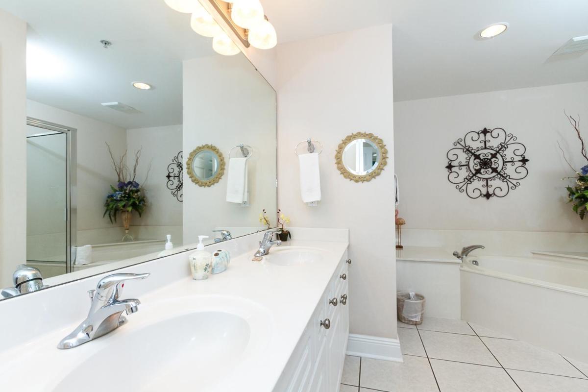 Smp 402 - Large 3 Bedroom Beachfront - Sleeps 10! Apartment