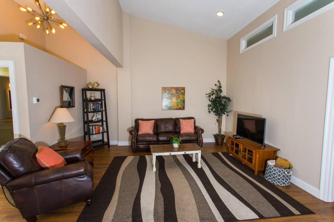 Cozy Retreat-348 Miracle Strip Pkwy Sw, 8a, Ft Walton Bch, Fl 32548 Holiday home