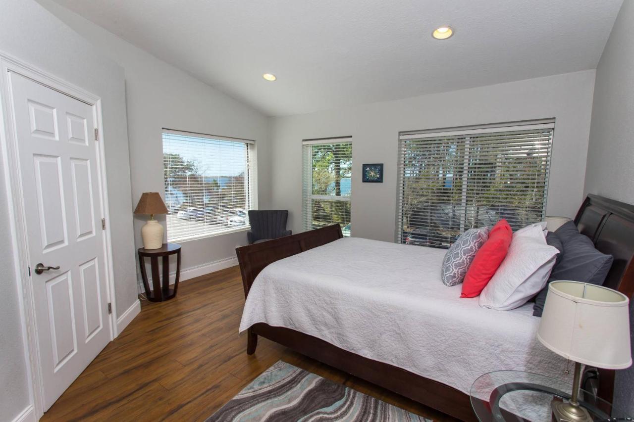 Cozy Retreat-348 Miracle Strip Pkwy Sw, 8a, Ft Walton Bch, Fl 32548 Holiday home *