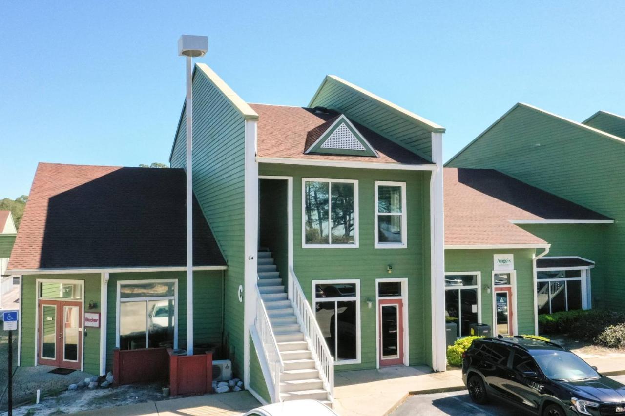 Cozy Retreat-348 Miracle Strip Pkwy Sw, 8a, Ft Walton Bch, Fl 32548 *