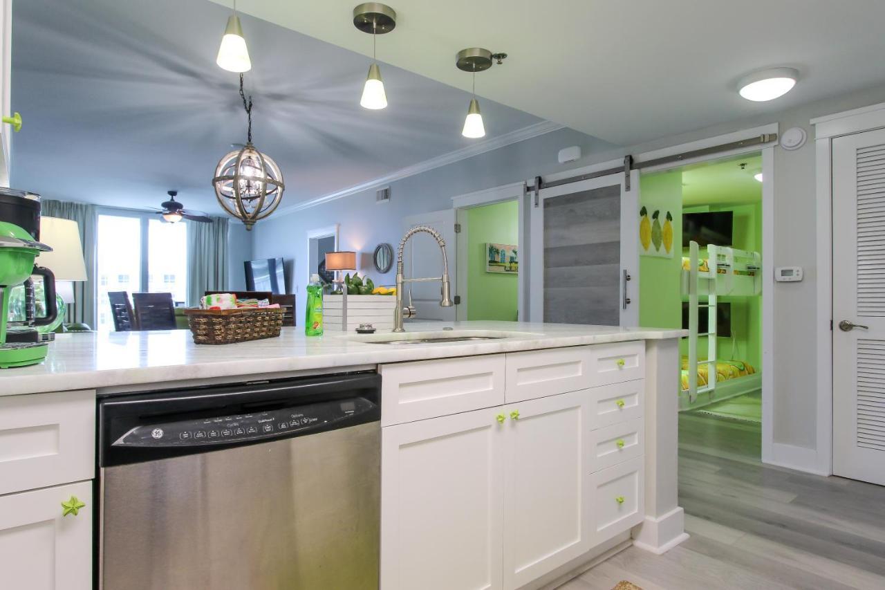 About A Slice Of Keylime Pie Waterscape A521 Apartment