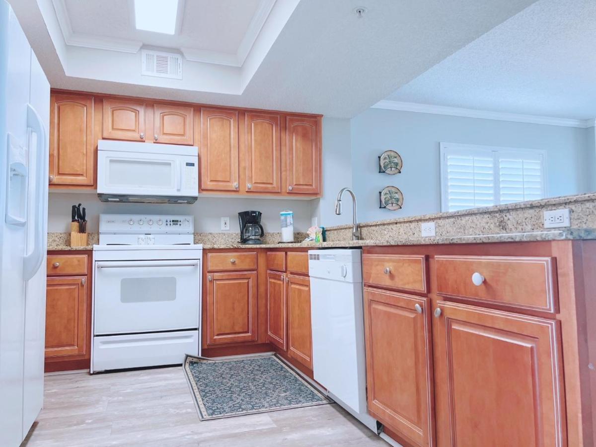 Apartment Updated Corner At The Iconic Gulf Dunes Gulf Front With Sweeping Views Fort Walton Beach