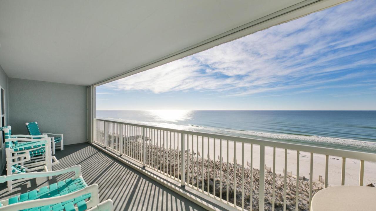 Secret Agents Welcome Gulf Views At The Islander 7007