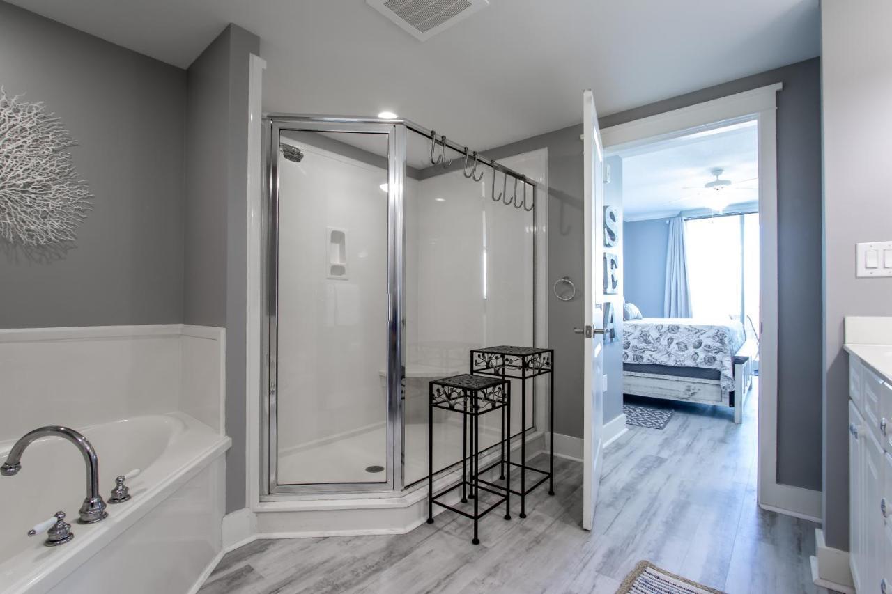 Apartment Fantastic 2 Bedroom Premium Waterscape A513 The Octopus Garden *